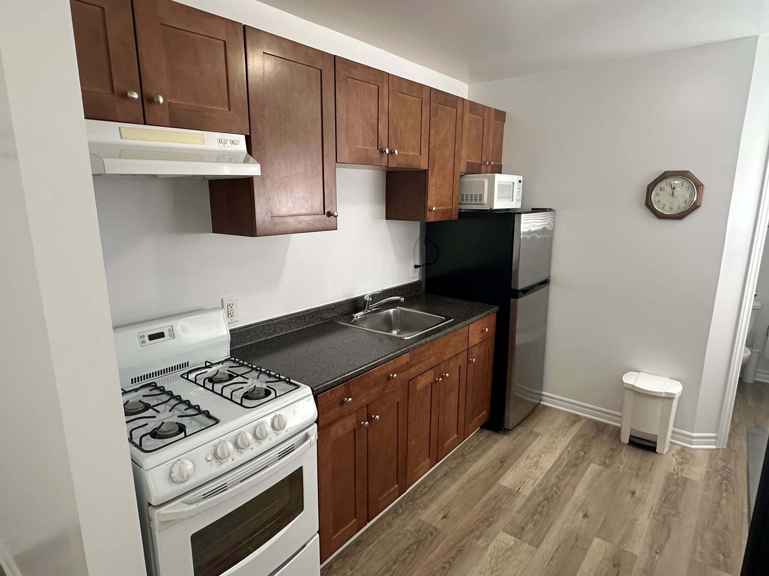 2 Kitchen-1200v2