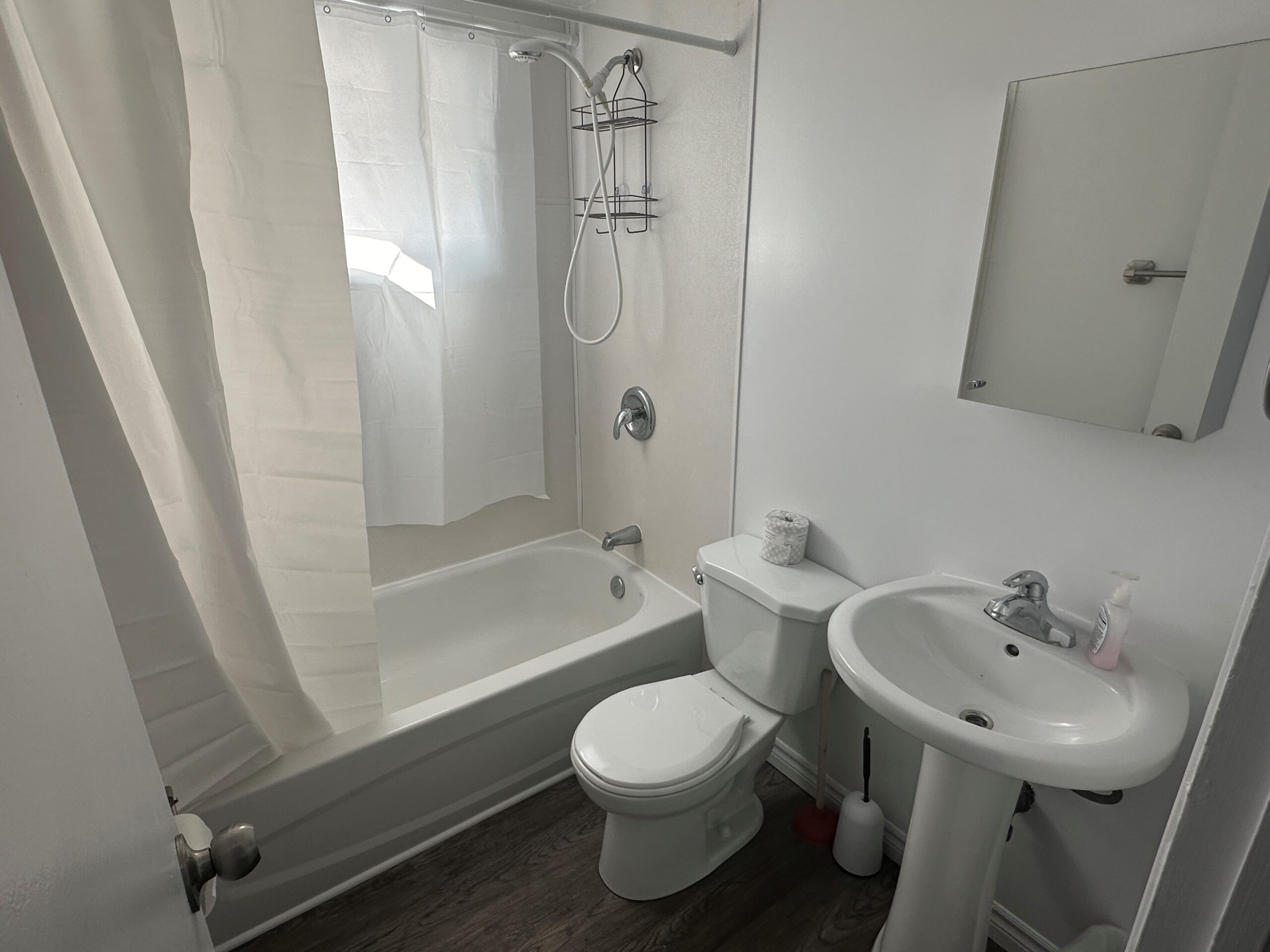4 Bathroomv2